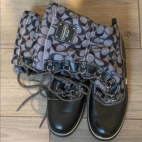 Coach Snow Boots